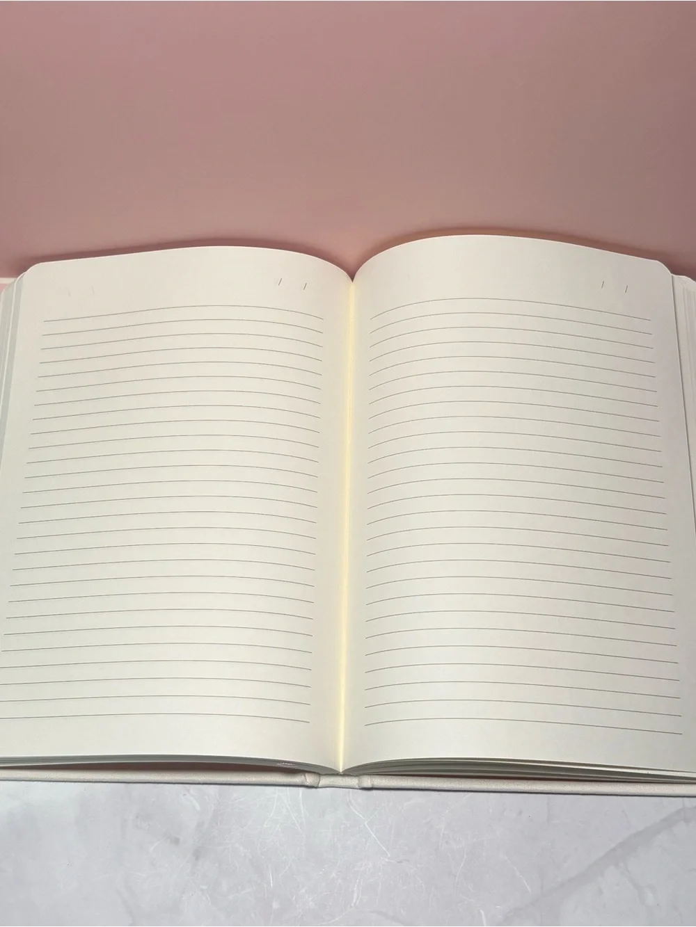 🎀 Pink Bow Pattern Journal